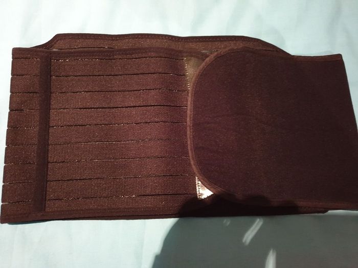 black back support belt with velcro