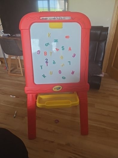 kids whiteboard/blackboard with magnets