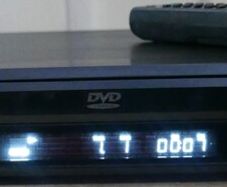 Sony DVP-S335 DVD CD DVD Video CD Player With Remote, works well.