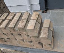 Concrete edging blocks - 64