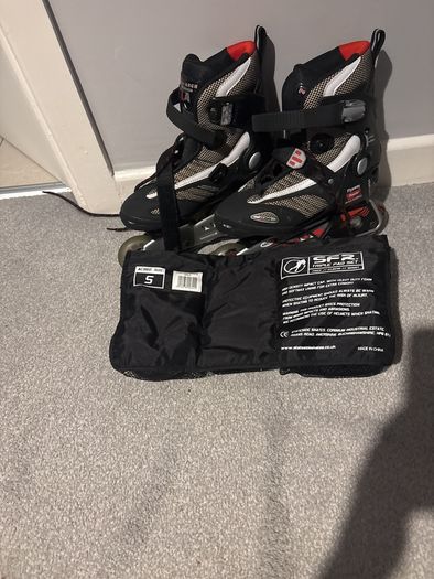 Brand new rollerblades and pad set size 36