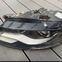 Audi A4 xenon head light