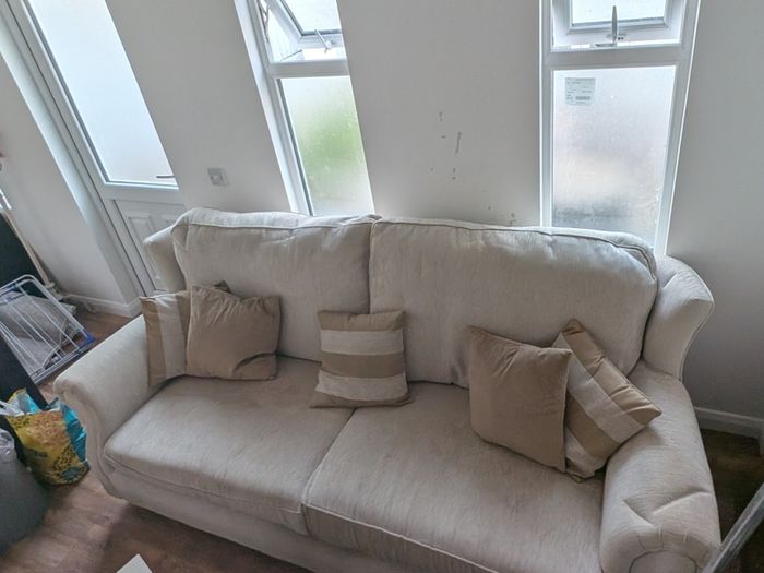 4 seater sofa and 2 matching chairs