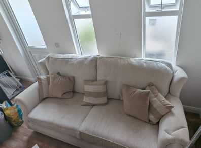 4 seater sofa and 2 matching chairs