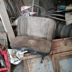 Passenger seat D series ford