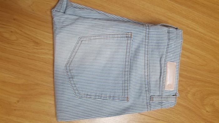 Striped skinny jeans