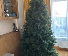 Christmas tree