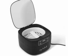 Lucy Pastorelli - The LP UltraClean & Detergent. Nail technician sanitation device