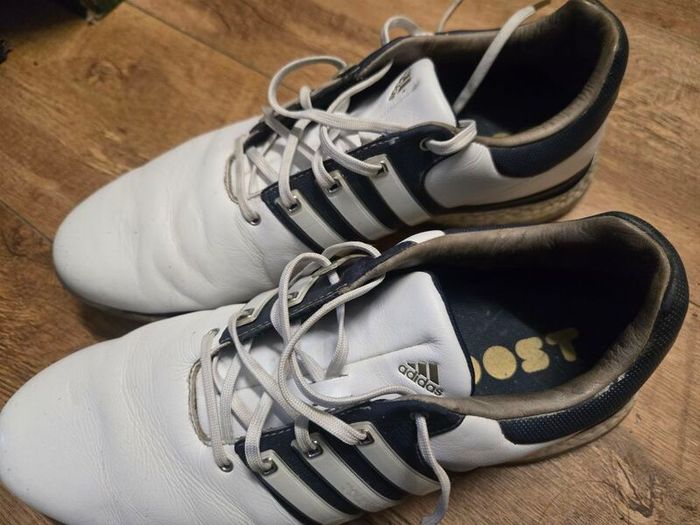 Adidas Tour360 Spikeless Golf shoes Size 12