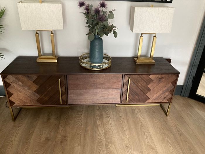 side board