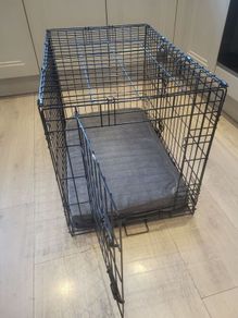 dog crate with mattress