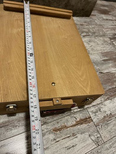 easel