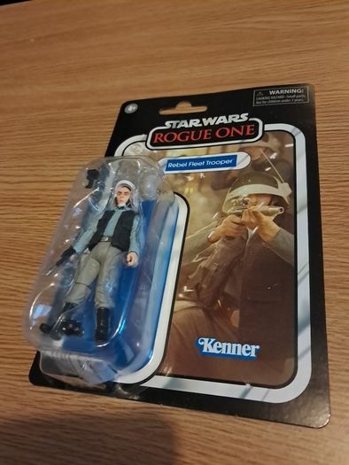 Star Wars Vintage Collection: Rebel Fleet Trooper 3.75''