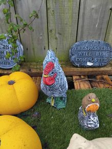 concrete ornaments