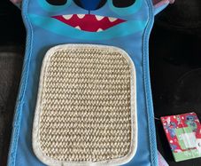 Cat scratch mat