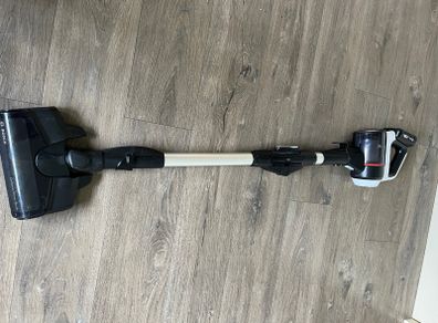 Rechargeable Vacuum