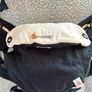 ergo Baby 360 Carrier and Insert Image 3