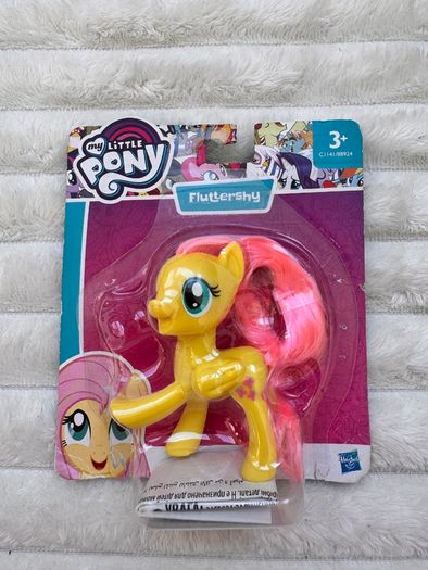 Hasbro My Little Pony Friends Fluttershy B8924 / C1141 Only Pony MLP approx. 8 cm. 2016  Please see photos