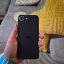 iPhone 16e Image 2
