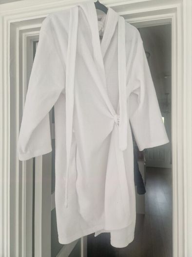 Ladies dressing robe