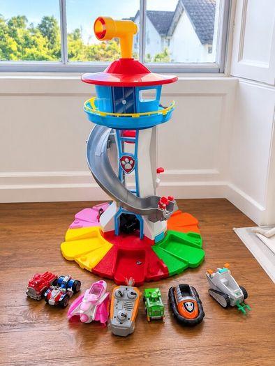 PAW Patrol Lookout Tower Playset + 7 Vehicles