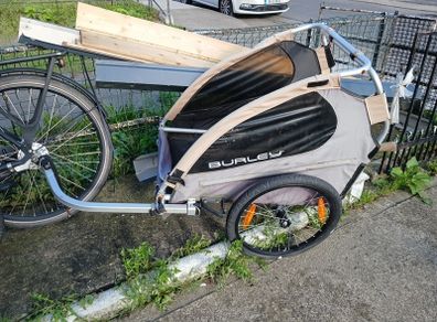 bike trailer