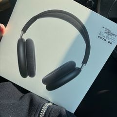 Apple AirPod max