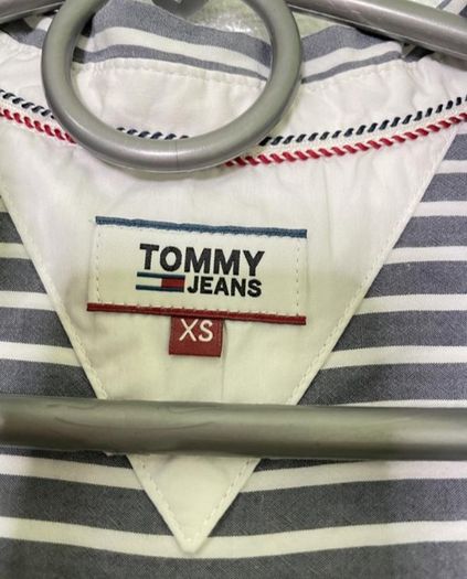 Tommy Hilfiger Shirt size XS