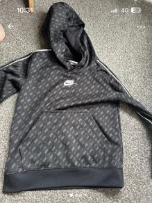 boys nike hoodie