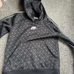 boys nike hoodie