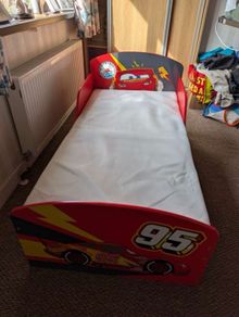 lightning McQueen toddler bed