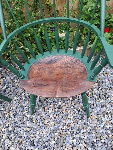 Sack back windsor chairs