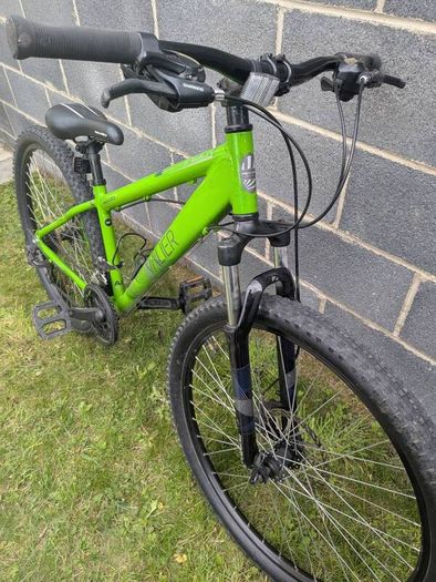 Apollo Mountain bike