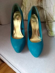 torquoise high heels faux suede