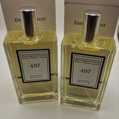 2 x 100ml Bottles of Unisex Perfume (Esscence Vault)