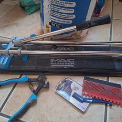 Tiling kit