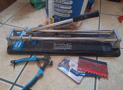 Tiling kit