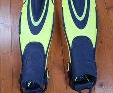 Subea diving fins UK 3-5.5