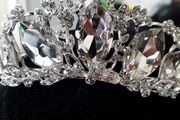 Bride's Designer Crystal Head Piece