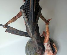 Large pyramid head model