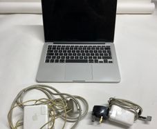 MacBook Pro 2017 for Parts + 2 apple adapters