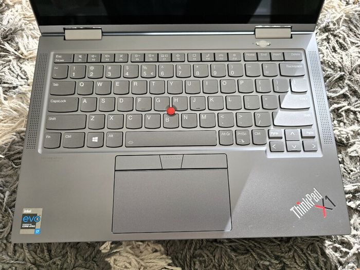 Lenovo X1 Yoga (6thgen) i7/512/32gb/4K  [High-Spec | Like New]