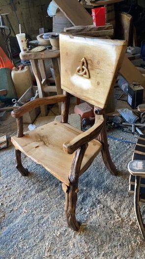 Custom made furniture / bespoke furniture