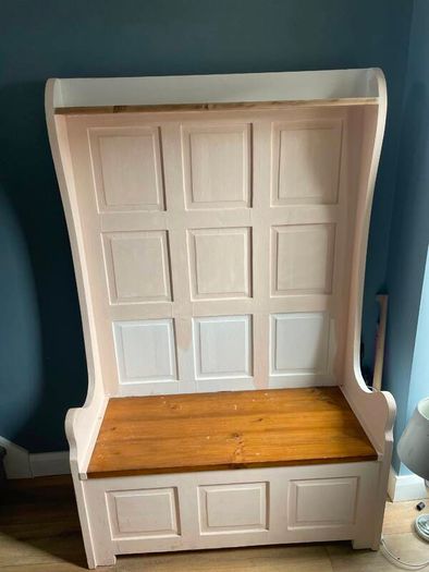 Hall Bench
