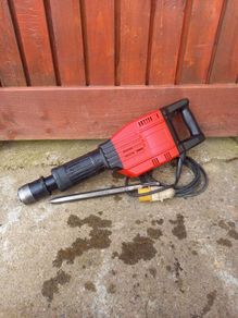 Hilti Concrete Breaker