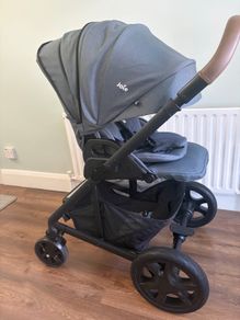 Joie Chrome DLX Pram & Bassinet - moonlight