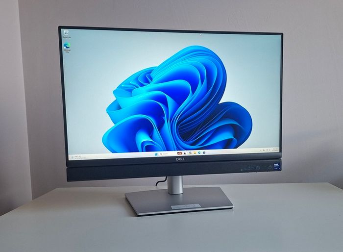 Dell Pro Core Ultra 5 235T (24") 1920 x 1080 All-in-One PC 16 GB DDR5-SDRAM 512 GB SSD Windows 11 Pro