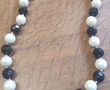 Elegant evening necklace