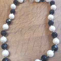 Elegant evening necklace