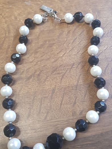 Elegant evening necklace